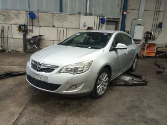 Vrakbiler auto Opel Astra Astra J (PC6/PD6/PE6/PF6) Hatchback 5-drs 1.7 CDTi 16V 110 (A17DTJ) [8=
1kW]  (09-2009/02-2014) 2010/10