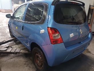 Renault Twingo Twingo II (CN) Hatchback 3-drs 1.5 dCi 90 FAP (K9K-820(K9K-P8)) [63kW]=
  (10-2010/09-2014) picture 4
