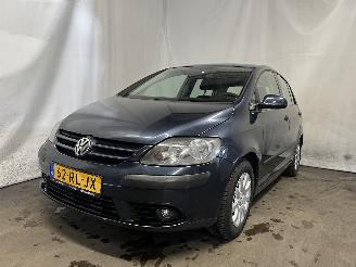 Voiture accidenté Volkswagen Golf Golf Plus (5M1/1KP) MPV 1.6 FSI 16V (BLF(Euro 4)) [85kW]  (12-2004/05-=
2008) 2005/5