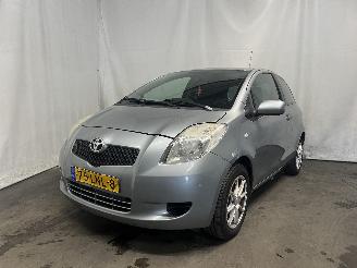 skadebil auto Toyota Yaris Yaris II (P9) Hatchback 1.0 12V VVT-i (1KR-FE) [51kW]  (08-2005/12-201=
1) 2006/10