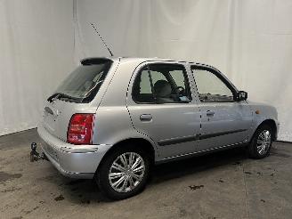 Nissan Micra Micra (K11) Hatchback 1.4 16V (CGA3DE) [60kW]  (09-2000/02-2003) picture 5