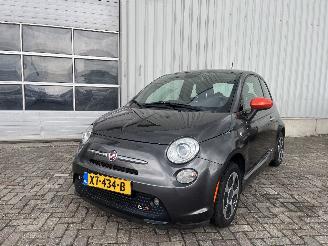 Vaurioauto  passenger cars Fiat 500 500 (312) Hatchback Electric (E99) [83kW]  (09-2012/...) 2015/10