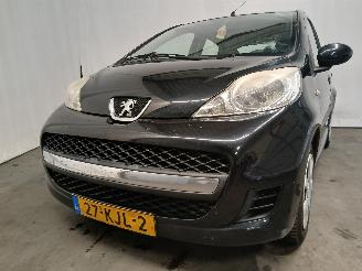 Damaged car Peugeot 107 107 Hatchback 1.0 12V (384F(1KR)) [50kW]  (06-2005/05-2014) 2009/2