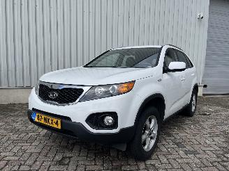 Auto incidentate Kia Sorento Sorento II (XM) SUV 2.4 16V 4x2 (G4KE) [128kW]  (11-2009/12-2015) 2010/9