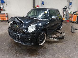  Mini Mini Mini (R56) Hatchback 1.6 Cooper D 16V (DV6TED4(9HZ)) [80kW]  (11-2006/=
09-2010) 2010/1