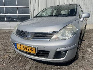 Vaurioauto  passenger cars Nissan Tiida Tiida (C11X) Hatchback 1.6 16V (HR16DE) [81kW]  (09-2007/12-2011) 2008/1