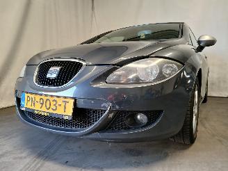 krockskadad bil auto Seat Leon Leon (1P1) Hatchback 5-drs 1.4 TSI 16V (CAXC) [92kW]  (11-2007/12-2012=
) 2008/7