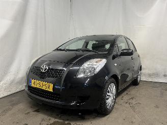 Avarii autoturisme Toyota Yaris Yaris II (P9) Hatchback 1.3 16V VVT-i (2SZFE) [64kW]  (08-2005/11-2010=
) 2006/3