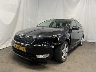 Avarii autoturisme Skoda Octavia Octavia Combi (5EAC) Combi 5-drs 1.6 TDI Greenline 16V (DBKA) [81kW]  =
(05-2013/07-2020) 2014/12