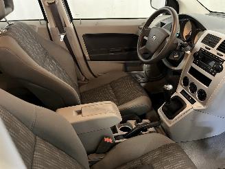 Dodge Caliber Caliber Hatchback 1.8 16V (EBA) [110kW]  (06-2006/12-2009) picture 9