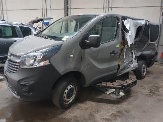 Uttjänta bilar auto Opel Vivaro Vivaro Van 1.6 CDTI 90 (R9M-408(R9M-A4)) [66kW]  (06-2014/12-2019) 2015/12