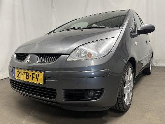 Vaurioauto  passenger cars Mitsubishi Colt Colt (Z2/Z3) Hatchback 1.3 16V (4A90) [70kW]  (06-2004/06-2012) 2006/6