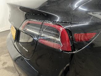 Tesla Model 3 Model 3 Sedan Long Range AWD 75 kWh (3D3) [258kW]  (06-2018/...) picture 9