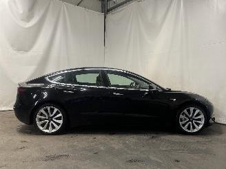 Tesla Model 3 Model 3 Sedan Long Range AWD 75 kWh (3D3) [258kW]  (06-2018/...) picture 7