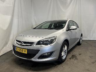 ojeté vozy osobní automobily Opel Astra Astra J (PC6/PD6/PE6/PF6) Hatchback 5-drs 1.4 16V ecoFLEX (B14XER(Euro=
 6)) [74kW]  (12-2009/10-2015) 2015/3