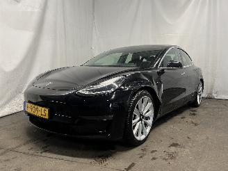Voiture accidenté Tesla Model 3 Model 3 Sedan Long Range AWD 75 kWh (3D3) [258kW]  (06-2018/...) 2020/3
