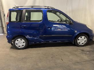 Toyota Yaris Yaris Verso (P2) MPV 1.3 16V (2NZFE) [62kW]  (11-2002/09-2005) picture 7