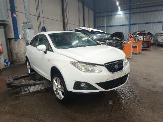 Seat Ibiza Ibiza III (6L1) Hatchback 1.4 16V 85 (BXW) [63kW]  (05-2006/05-2008) picture 2