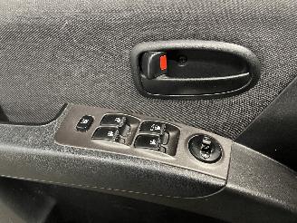 Hyundai Matrix Matrix Hatchback 1.8 16V (G4GB) [90kW]  (06-2001/04-2010) picture 13
