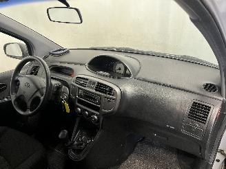 Hyundai Matrix Matrix Hatchback 1.8 16V (G4GB) [90kW]  (06-2001/04-2010) picture 7