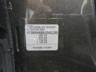 Peugeot 3008 3008 II (M4/MC/MJ/MR) MPV 1.2 12V e-THP PureTech 130 (EB2ADTS(HNS)) [9=
6kW]  (05-2016/...) picture 6
