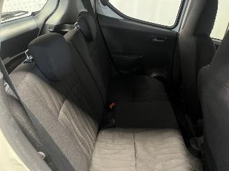 Nissan Pixo Pixo (D31S) Hatchback 1.0 12V (K10B(Euro 5)) [50kW]  (03-2009/10-2013)= picture 11