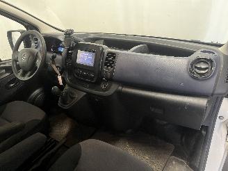 Opel Vivaro Vivaro Van 1.6 CDTi BiTurbo 125 (R9M-452(R9M-D4)) [92kW]  (03-2016/12-=
2019) picture 14
