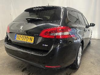 Peugeot 308 308 SW (L4/L9/LC/LJ/LR) Combi 5-drs 1.2 12V e-THP PureTech 110 (EB2DT(=
HNZ)) [81kW]  (03-2014/12-2021) picture 5