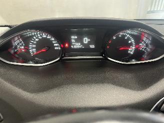 Peugeot 308 308 SW (L4/L9/LC/LJ/LR) Combi 5-drs 1.2 12V e-THP PureTech 110 (EB2DT(=
HNZ)) [81kW]  (03-2014/12-2021) picture 18