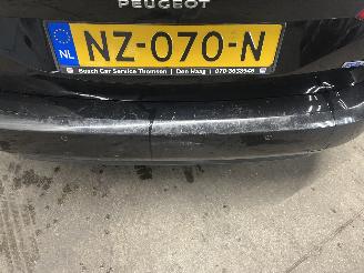 Peugeot 308 308 SW (L4/L9/LC/LJ/LR) Combi 5-drs 1.2 12V e-THP PureTech 110 (EB2DT(=
HNZ)) [81kW]  (03-2014/12-2021) picture 8
