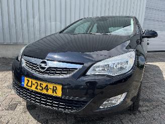 Voiture accidenté Opel Astra Astra J (PC6/PD6/PE6/PF6) Hatchback 5-drs 1.6 16V (A16XER(Euro 5)) [85=
kW]  (12-2009/10-2015) 2010/3