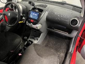 Peugeot 107 107 Hatchback 1.0 12V (384F(1KR)) [50kW]  (06-2005/05-2014) picture 14