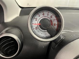 Peugeot 107 107 Hatchback 1.0 12V (384F(1KR)) [50kW]  (06-2005/05-2014) picture 20