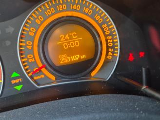 Toyota Auris Auris (E15) Hatchback 1.4 VVT-i 16V (4ZZFE) [71kW]  (03-2007/03-2009) picture 2