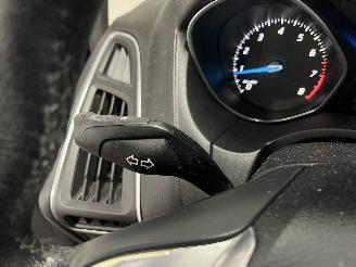 Ford Focus Focus 3 Wagon Combi 1.0 Ti-VCT EcoBoost 12V 125 (M1DC) [92kW]  (02-201=
2/05-2018) picture 17