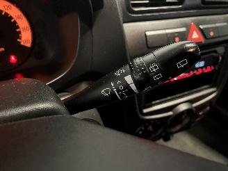 Kia Picanto Picanto (BA) Hatchback 1.0 12V (G4HE) [46kW]  (09-2007/04-2011) picture 16