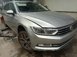 Volkswagen Passat Passat Variant (3G5) Combi 1.6 TDI 16V (DCXA) [88kW]  (08-2014/11-2020=
) picture 2