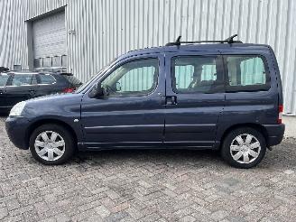 Citroën Berlingo Berlingo Cinqspace, Multispace MPV 1.6 16V (TU5JP4(NFU)) [80kW]  (10-2=
000/12-2011) picture 4