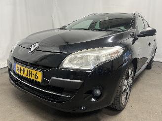 uszkodzony samochody osobowe Renault Mégane Megane III Grandtour (KZ) Combi 5-drs 1.4 16V TCe 130 (H4J-700(H4J-A7)=
) [96kW]  (05-2009/02-2016) 2011/2