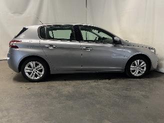 Peugeot 308 308 (L3/L8/LB/LH/LP) Hatchback 5-drs 1.2 12V VTi PureTech 82 (EB2F(HMZ=
)) [60kW]  (09-2013/06-2021) picture 7
