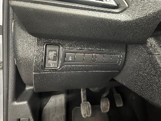 Peugeot 308 308 (L3/L8/LB/LH/LP) Hatchback 5-drs 1.2 12V VTi PureTech 82 (EB2F(HMZ=
)) [60kW]  (09-2013/06-2021) picture 19