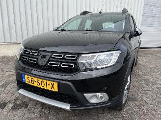 Auto incidentate Dacia Sandero Sandero II Hatchback 0.9 TCE 12V LPG (H4B-410) [66kW]  (09-2015/...) 2018/3
