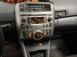 Toyota Verso Verso MPV 1.6 16V VVT-i (1ZRFAE) [97kW]  (04-2009/08-2018) picture 17
