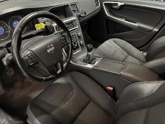 Volvo V-60 V60 I (FW/GW) Combi 1.6 DRIVe (D4162T) [84kW]  (02-2011/12-2015) picture 12