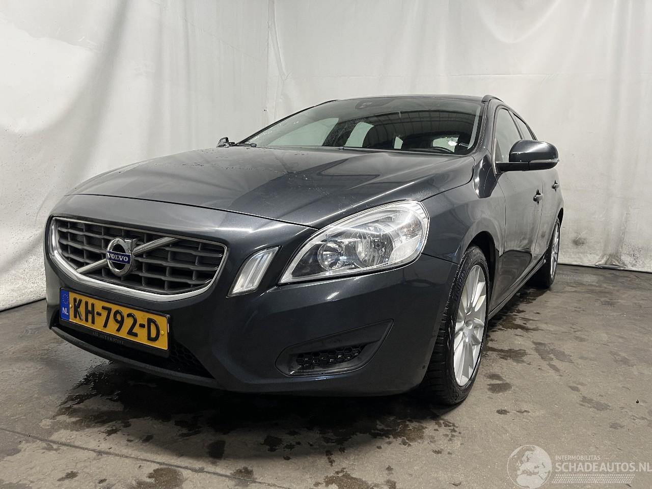 Volvo V-60 V60 I (FW/GW) Combi 1.6 DRIVe (D4162T) [84kW]  (02-2011/12-2015)