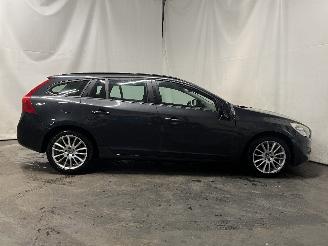 Volvo V-60 V60 I (FW/GW) Combi 1.6 DRIVe (D4162T) [84kW]  (02-2011/12-2015) picture 7