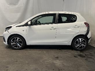 Peugeot 108 108 Hatchback 1.0 12V (1KRFE(CFB)) [51kW]  (05-2014/...) picture 4