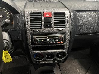 Hyundai Getz Getz Hatchback 1.3i 12V (G4EA) [63kW]  (09-2003/09-2005) picture 19