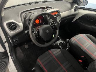 Peugeot 108 108 Hatchback 1.0 12V (1KRFE(CFB)) [51kW]  (05-2014/...) picture 16
