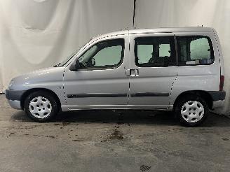 Citroën Berlingo Berlingo Cinqspace, Multispace MPV 1.6 16V (TU5JP4(NFU)) [80kW]  (10-2=
000/12-2011) picture 4